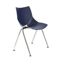 Chaise coque avec structure époxy bicouche gris argent et coque en plastique bleu foncé
